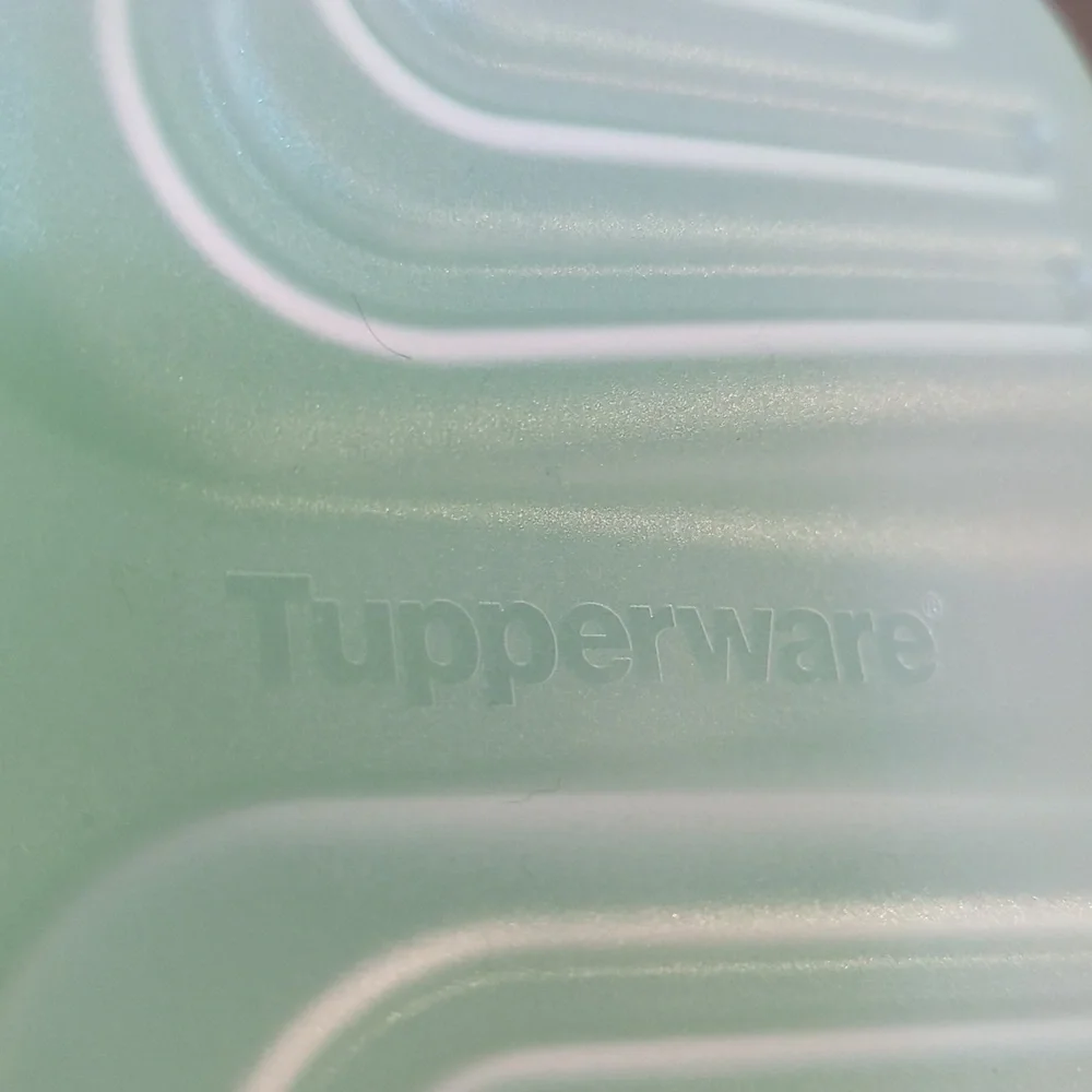 Tupperware 4 Piece Set Fridge Smart Excellent Preowned Condition